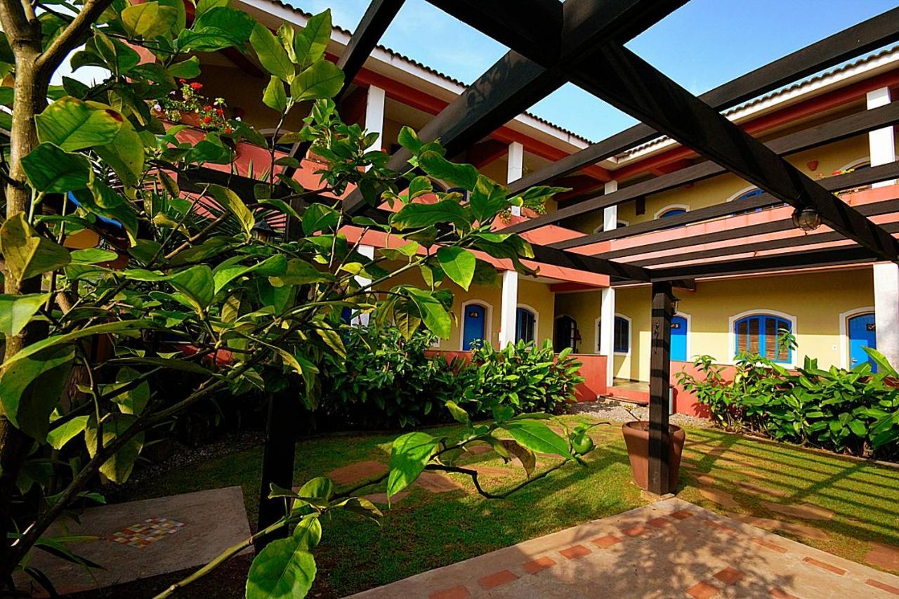 Hotel Sollar Dos Geranios Peruíbe Exterior foto